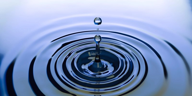 water drop in a water tank